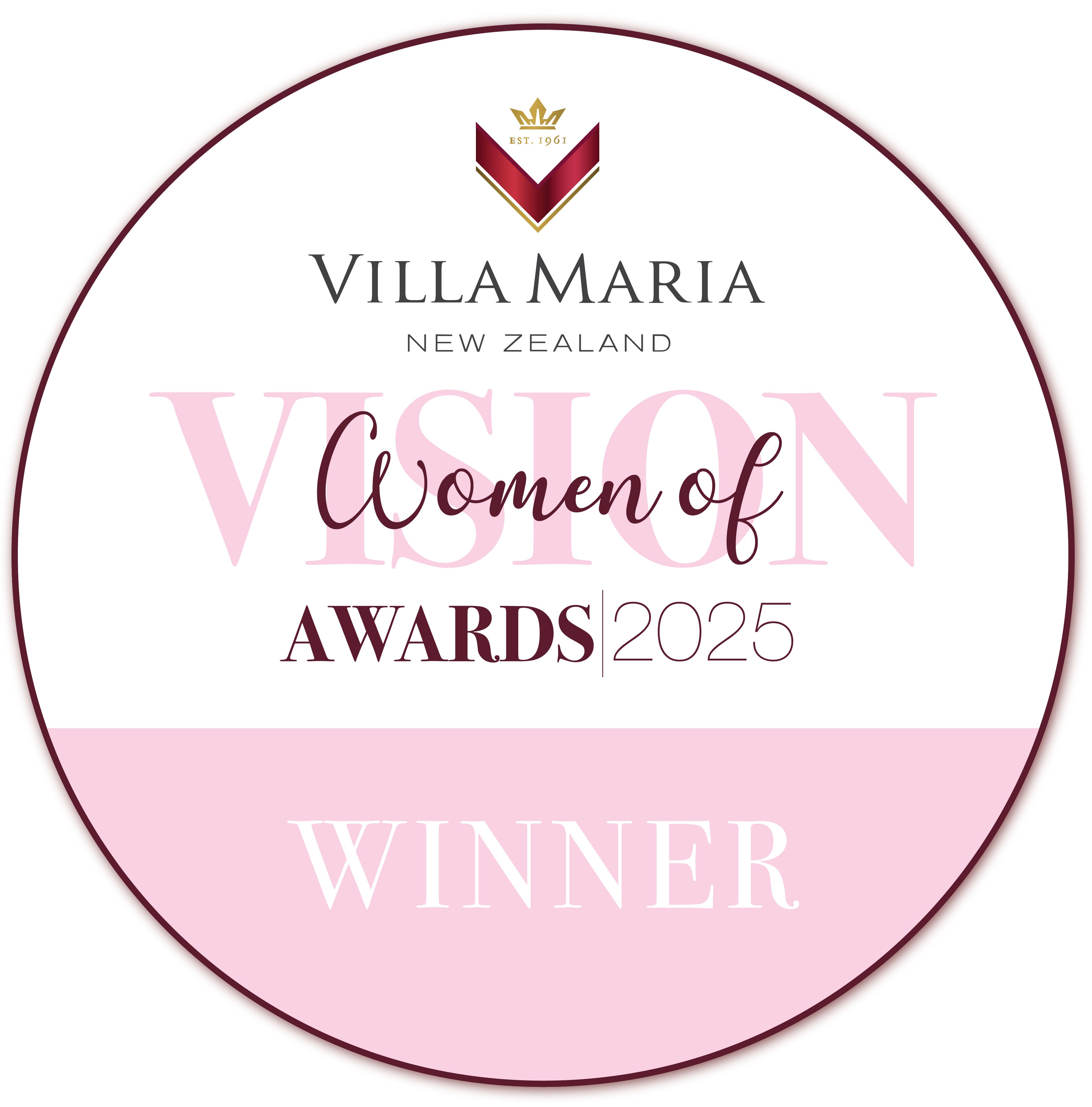 Jennifer Drum accepting the Women of Vision Award on stage